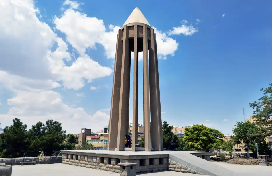مقبره ابوعلی سینا